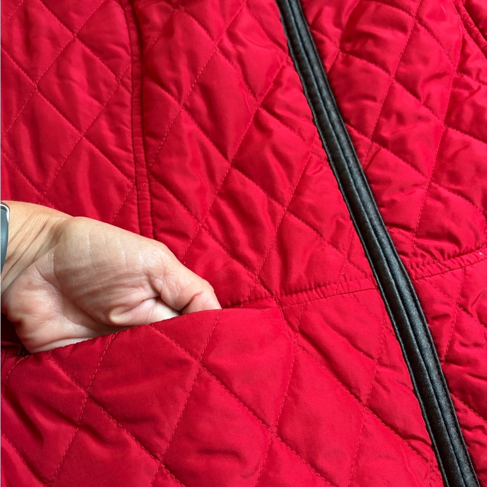 Charter Club Quilted Red Zip Lightweight Jacket w/Zipper Pockets - Picture 3 of 9